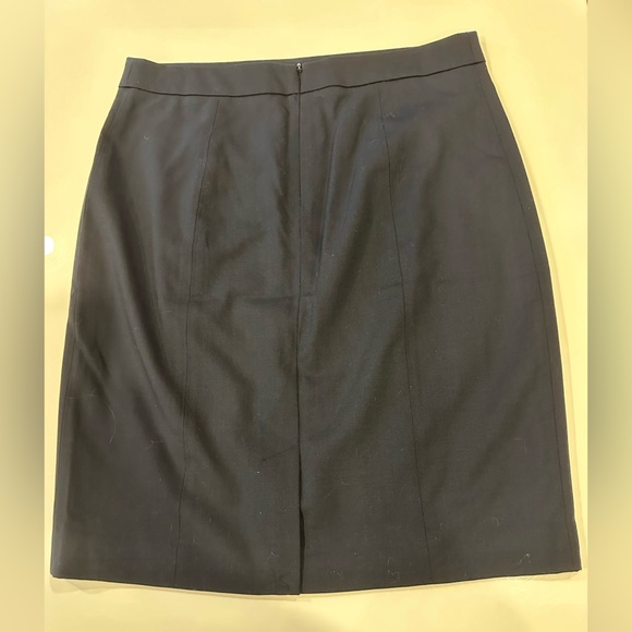 Dark navy wool skirt - Picture 3 of 3